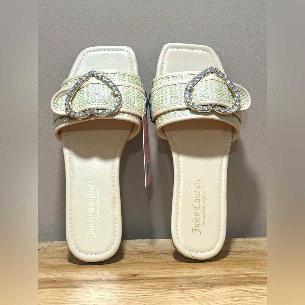 Juicy Couture Zapphire womens heart buckle slide flats size 7.5